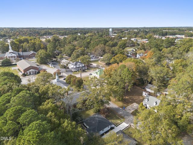 604 Oak Street, Fuquay Varina, NC 27526