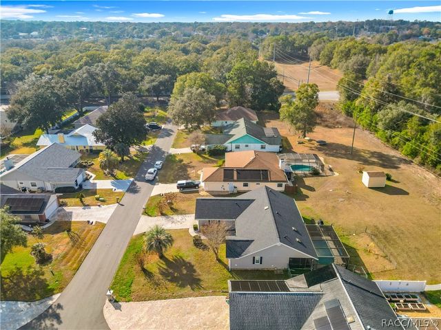 421 W Blueflax Court, Beverly Hills, FL 34465