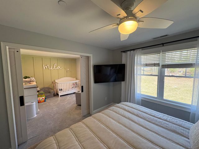 109 Woodview Way, Manchester, NH 03102