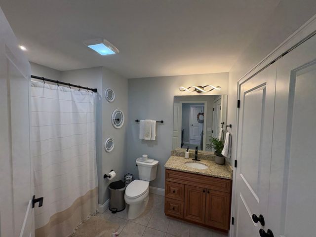 109 Woodview Way, Manchester, NH 03102