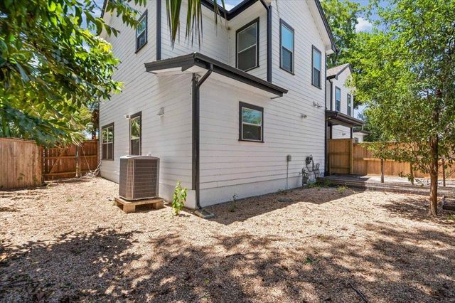 3304 E 5th ST B, Austin, TX 78702