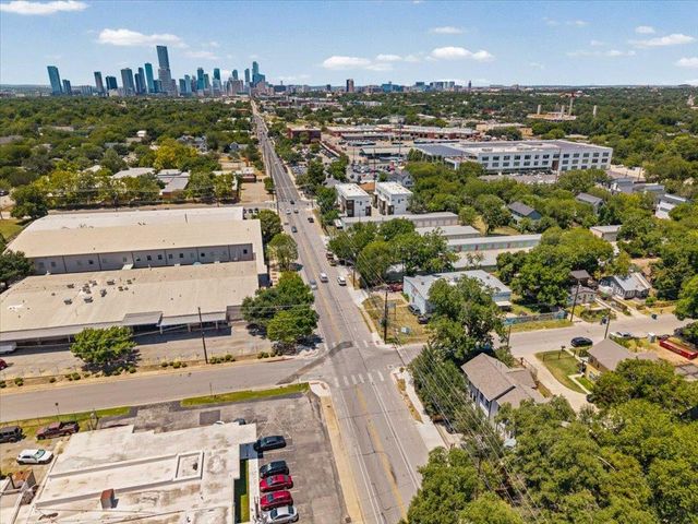 3304 E 5th ST B, Austin, TX 78702