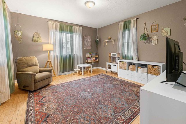 194 N PARK AVENUE, Fond Du Lac, WI 54935