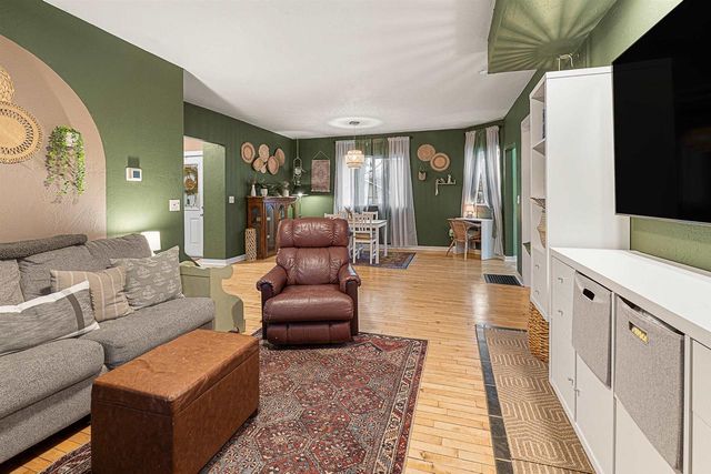 194 N PARK AVENUE, Fond Du Lac, WI 54935