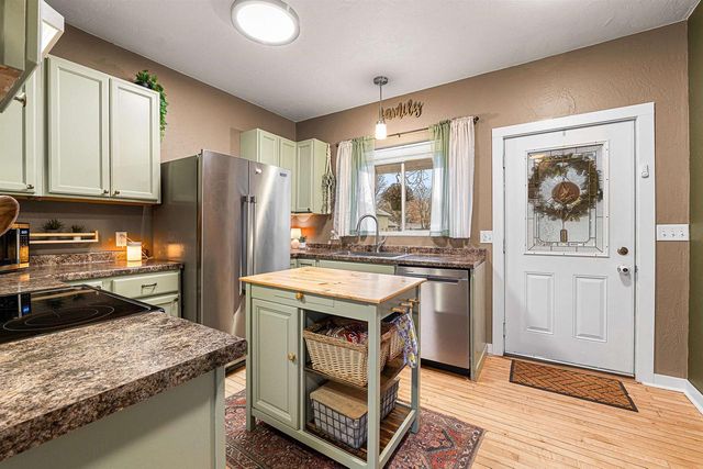 194 N PARK AVENUE, Fond Du Lac, WI 54935