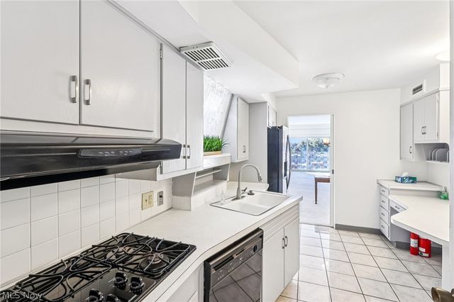 275 N Portage Path 7g, Akron, OH 44303