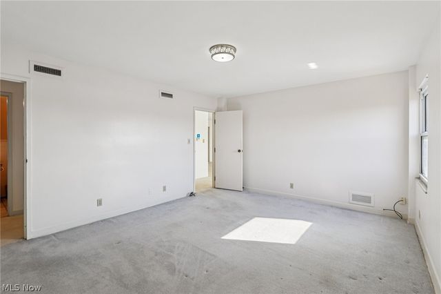 275 N Portage Path 7g, Akron, OH 44303