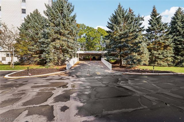 275 N Portage Path 7g, Akron, OH 44303