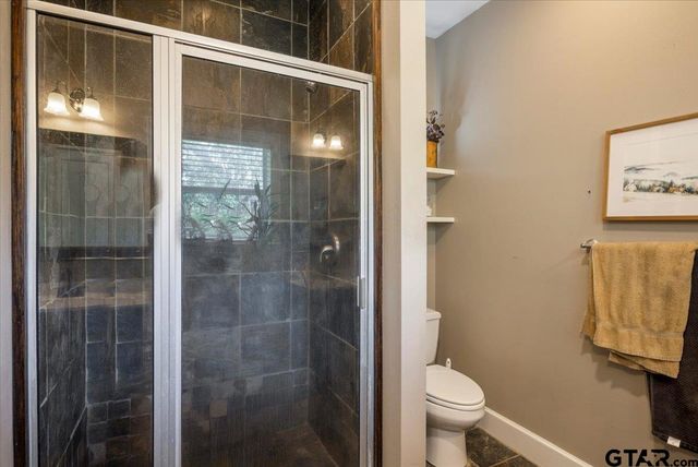 19577 Dove Ridge Ln., Lindale, TX 75771
