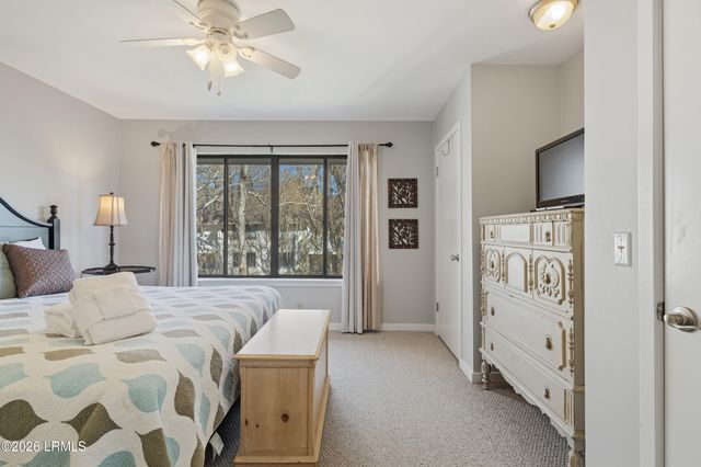 36 Deallyon Ave Apt 107, Hilton Head Island, SC 29928