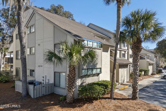 36 Deallyon Ave Apt 107, Hilton Head Island, SC 29928
