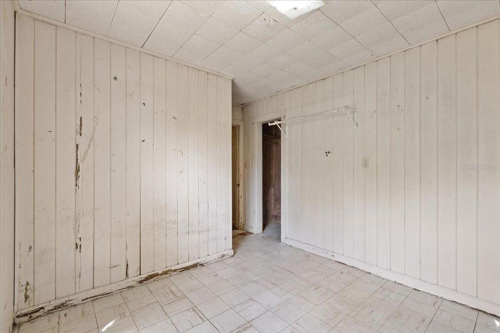 Image 17 of property listing at 6950 SE HIGHWAY 41, Morriston, FL 32668