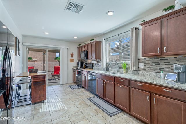 8570 W Pelican Place, Tucson, AZ 85757