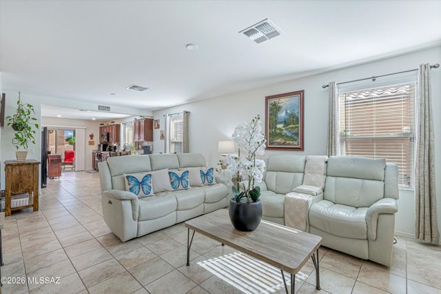 8570 W Pelican Place, Tucson, AZ 85757