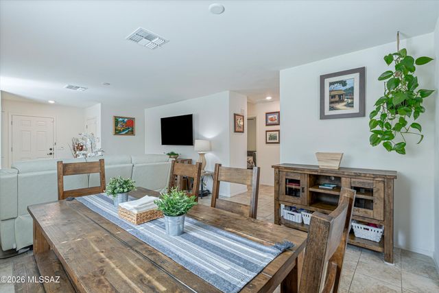 8570 W Pelican Place, Tucson, AZ 85757