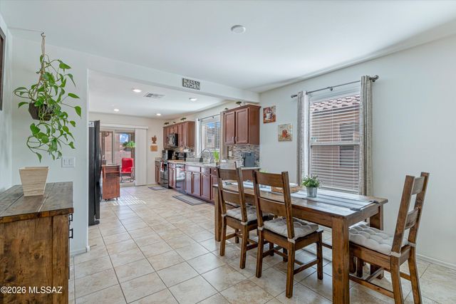 8570 W Pelican Place, Tucson, AZ 85757