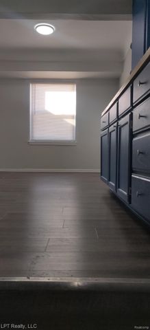 8508 Plainview Avenue, Detroit, MI 48228