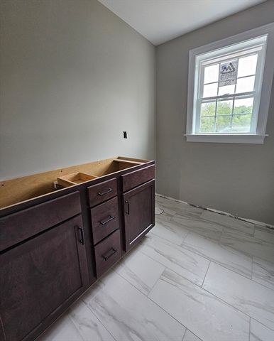 45 North Main Street, Freetown, MA 02702