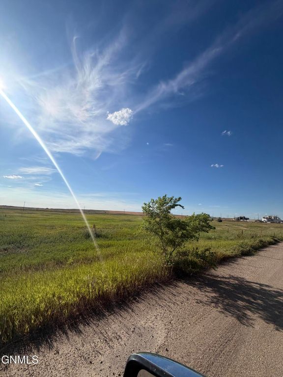 L 1,3,4,5 Wickum Road NW, Williston, ND 58801 photo 4