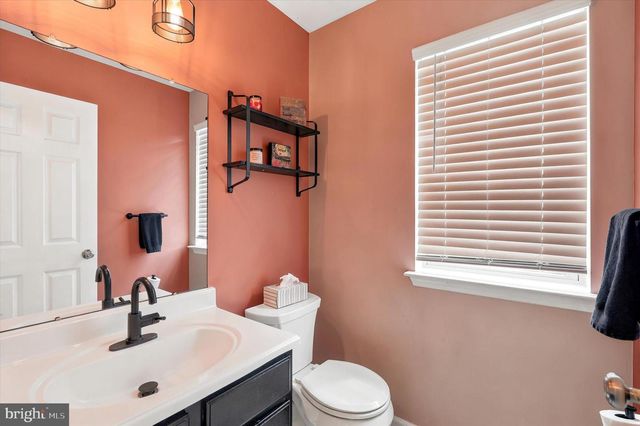 205 LINDEN AVE, Glenside, PA 19038