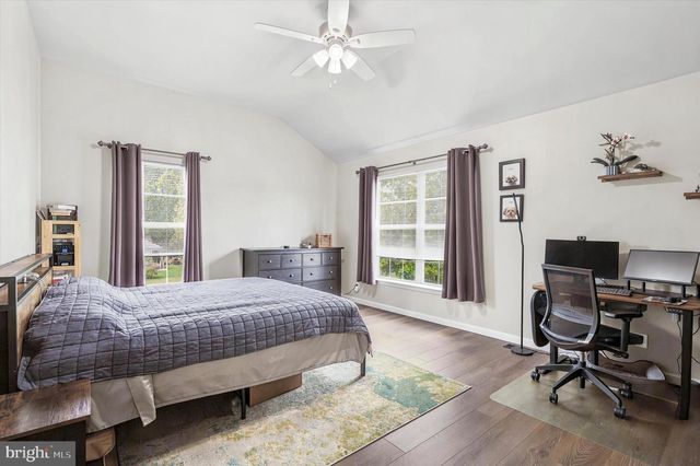 205 LINDEN AVE, Glenside, PA 19038