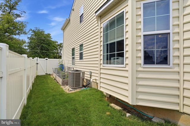 205 LINDEN AVE, Glenside, PA 19038