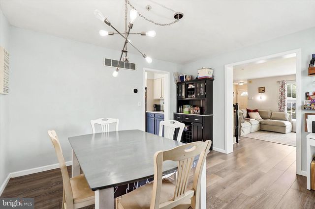 205 LINDEN AVE, Glenside, PA 19038