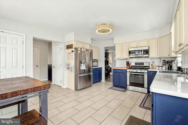 205 LINDEN AVE, Glenside, PA 19038