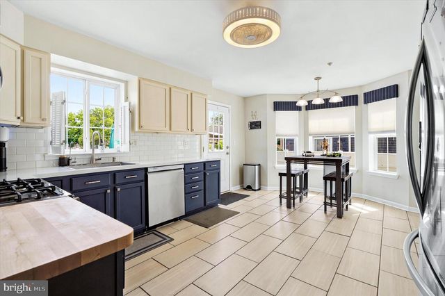 205 LINDEN AVE, Glenside, PA 19038