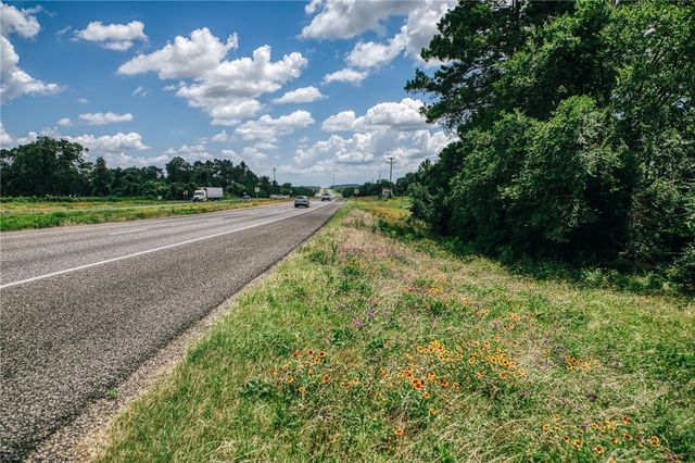28439 HWY 6 NORTH, Hempstead, TX 77445