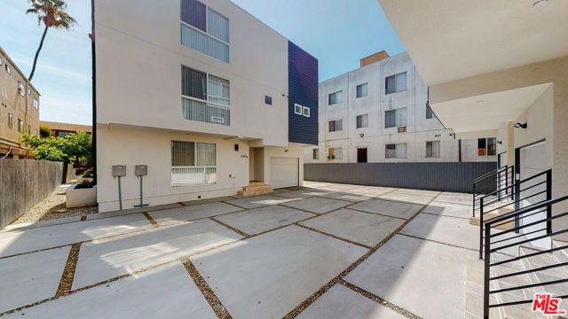 953 N Mariposa Avenue 2, Los Angeles, CA 90029