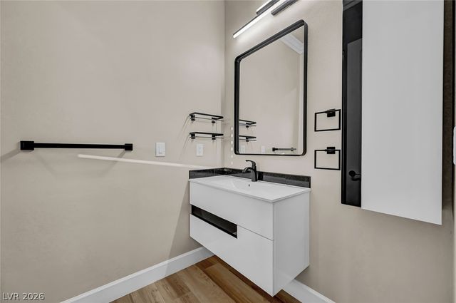 1206 Peach Bluff Court, Henderson, NV 89002