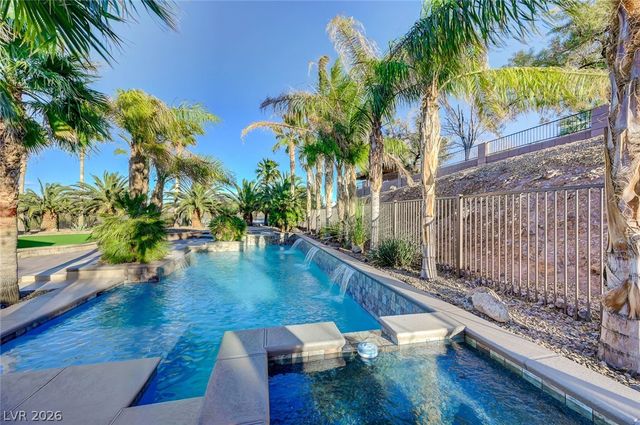 1206 Peach Bluff Court, Henderson, NV 89002