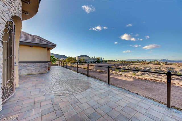 1206 Peach Bluff Court, Henderson, NV 89002