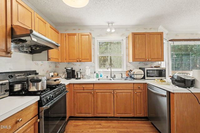 2515 Pink Acres Street, Cary, NC 27518