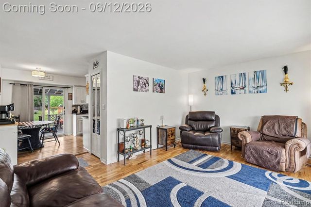 3474 Bilsky Street, Burton, MI 48519