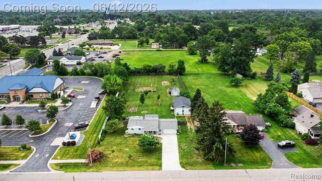 3474 Bilsky Street, Burton, MI 48519