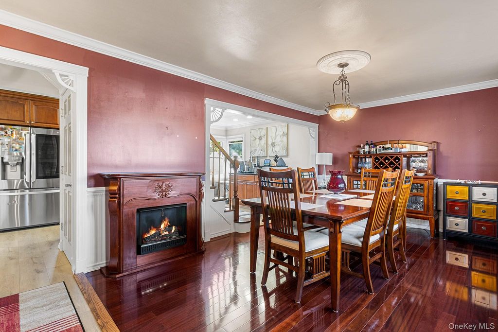 2 Gateway, Farmingdale, NY 11735 — photo 3