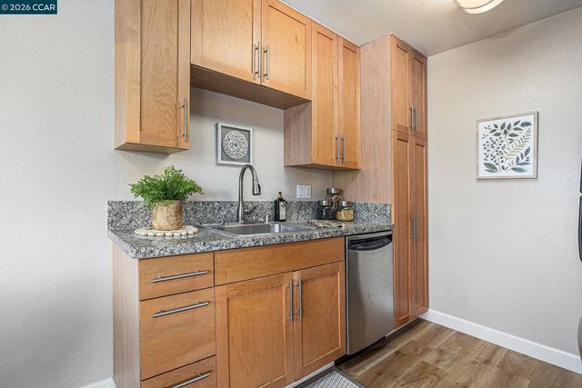 205 Masters Ct 3, Walnut Creek, CA 94598