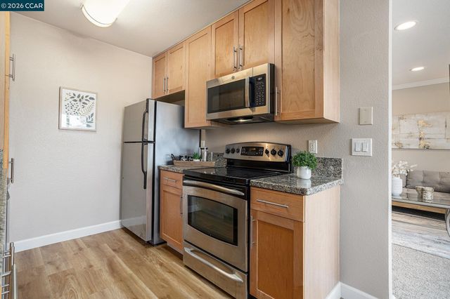 205 Masters Ct 3, Walnut Creek, CA 94598