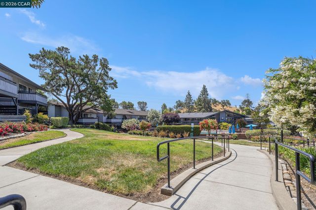 205 Masters Ct 3, Walnut Creek, CA 94598