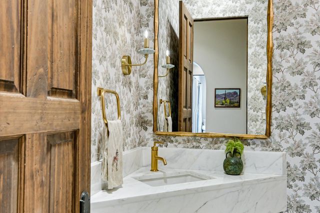 4500 Spanish Oaks Club BLVD, Austin, TX 78738