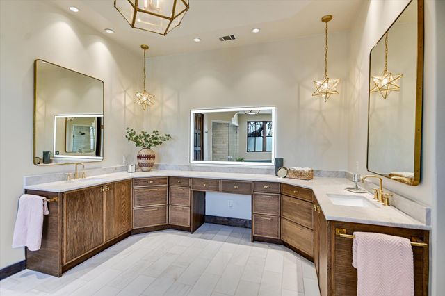 4500 Spanish Oaks Club BLVD, Austin, TX 78738