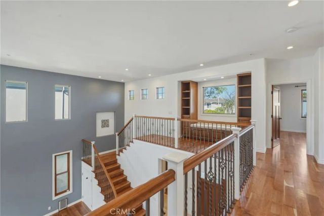 6750 Andover Lane, Los Angeles, CA 90045