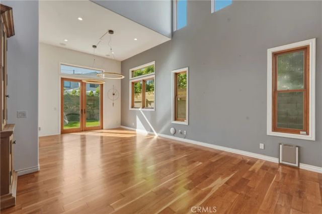 6750 Andover Lane, Los Angeles, CA 90045