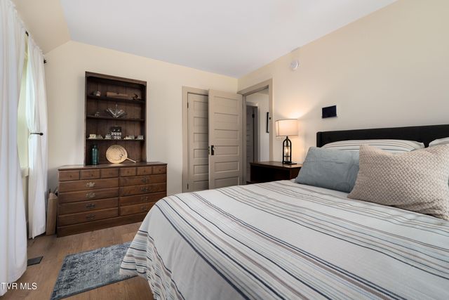 438 West Sullivan Street, Kingsport, TN 37660