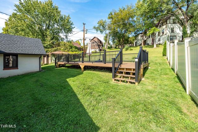 438 West Sullivan Street, Kingsport, TN 37660