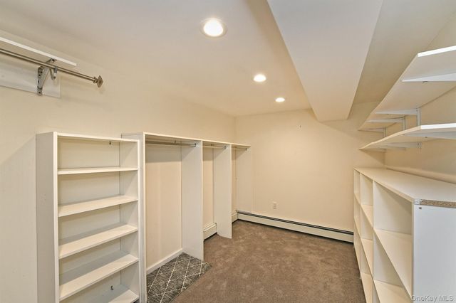 15 Mariners Court, Centerport, NY 11721