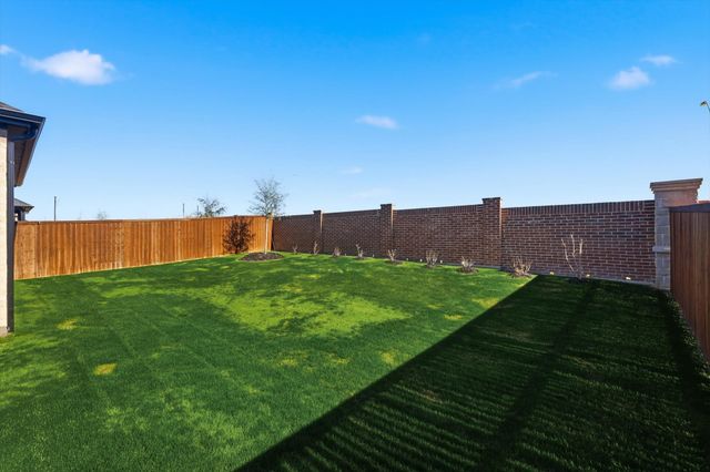 16912 Eastern Red Boulevard, Justin, TX 76247