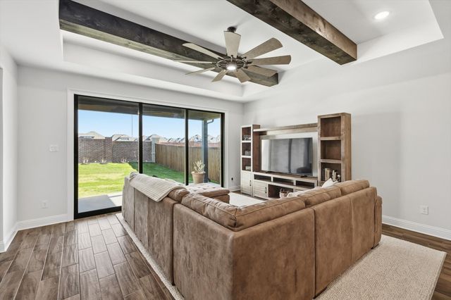 16912 Eastern Red Boulevard, Justin, TX 76247